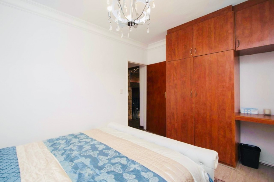 5 Bedroom Property for Sale in Parklands Western Cape